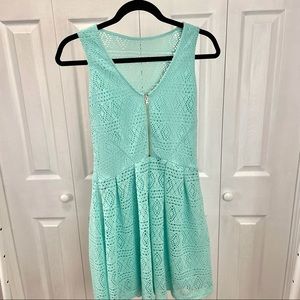Beautiful Tiffany blue lace/mesh Guess dress with gold zipper